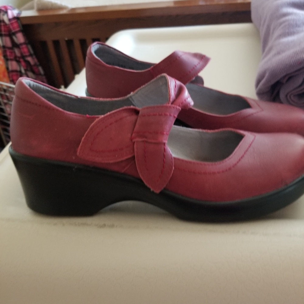 Comfy dress shoes